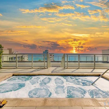Beachfront Resort - Hot Tub & Pool- Near Beach Hollywood Exteriör bild
